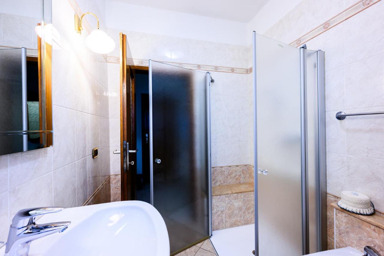 Retro Apartment In The Mountains Mezzolombardo Εξωτερικό φωτογραφία